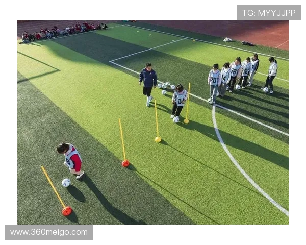 足球训练中的脚下技术细节与触球稳定性训练