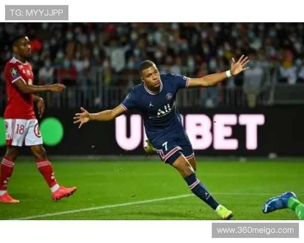 法甲比赛技术进步趋势:VAR、GPS跟踪与高阶数据实战应用 法甲比赛技术进步趋势:VAR、GPS跟踪与高阶数据实战应用